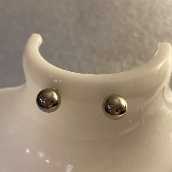 NWOT - 925 Sterling Silver Herringbone Ball Chain & Matching Stud Earrings - Picture 11 of 13